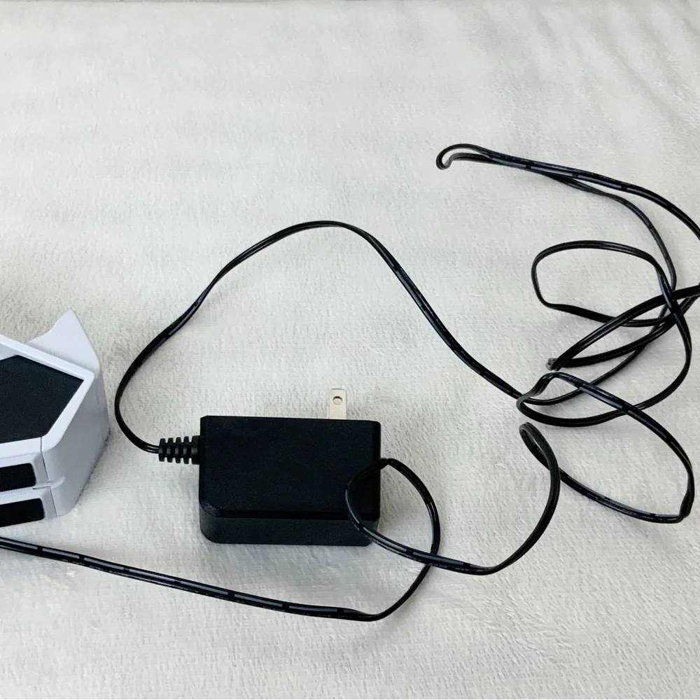 PowerA 1516956-01 Twin Charging Station Dualsense Wireless Controllers PS4 PS5